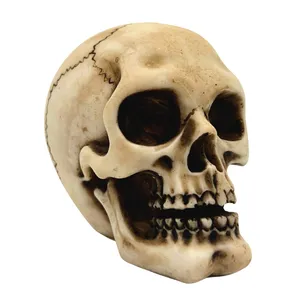 Figurka czaszki z polyresinu 7 cm – dekoracja Halloween, model MC-30683