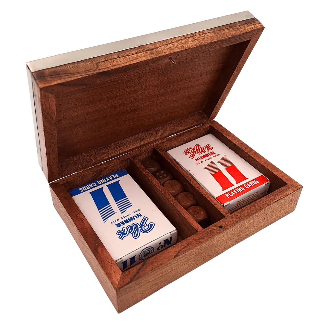 Dwie talie kart i kości do gry w drewnianym pudełku z aluminiowym topem DC-004