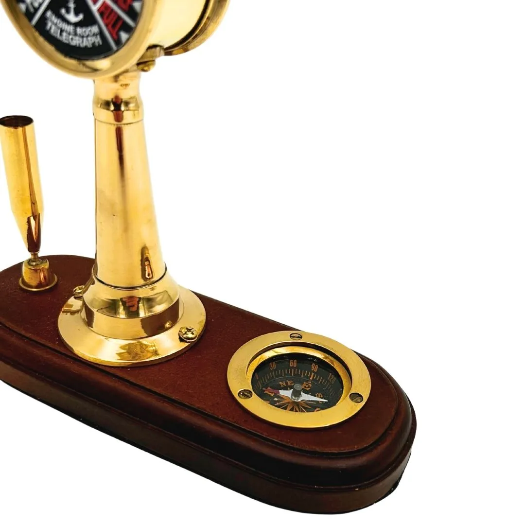 Elegancki zestaw na biurko z telegrafem maszynowym, kompasem i uchwytem na długopis TT018