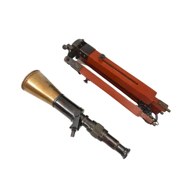 Luneta mosiężna na trójnogu TEL023H