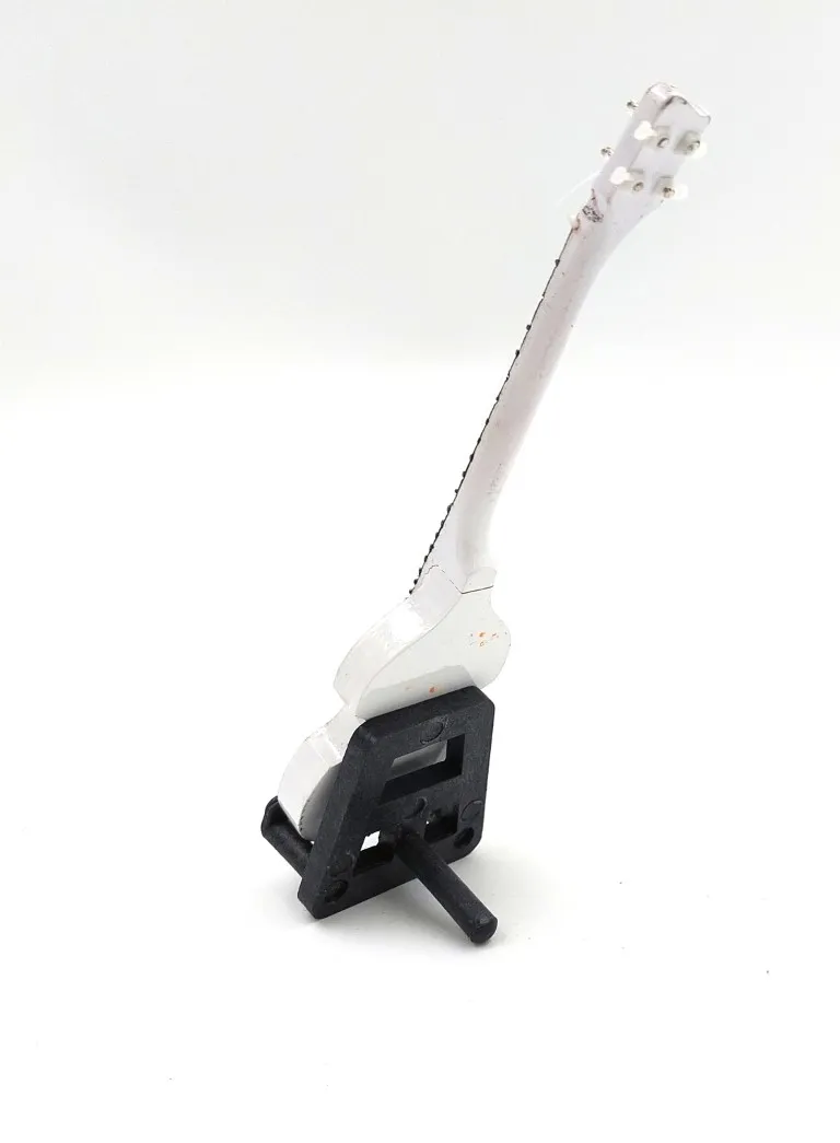Mini gitara 15 cm The Beatles Paul McCartney BMG-028