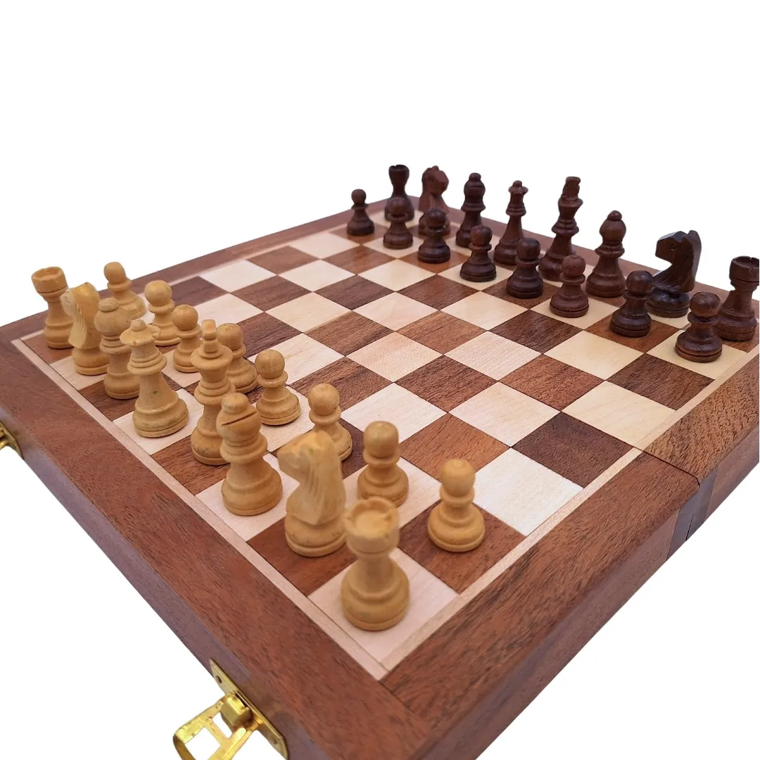 Szachy drewniane magnetyczne 30x30 cm składane G614