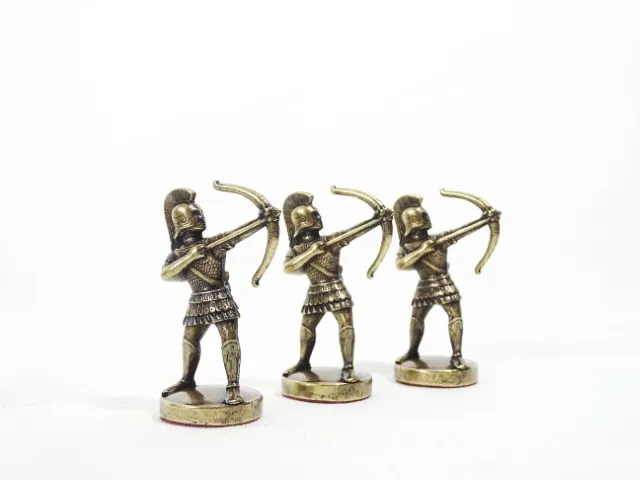 Szachy mosiężne Łucznicy duże 44x44 cm – luksusowy zestaw S10BBRO