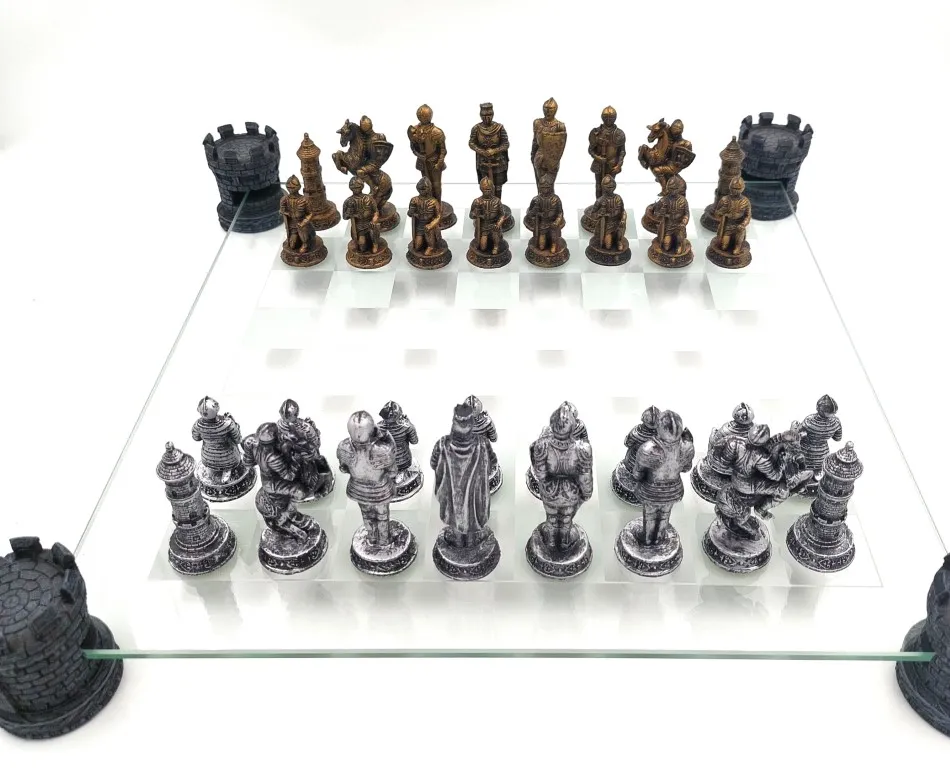 Szachy rycerskie 42 x 42 cm MC-6061 – zestaw z szklaną szachownicą
